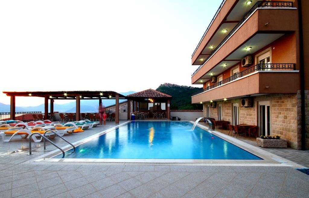 Apartments Grand Sveti Stefan Exterior foto